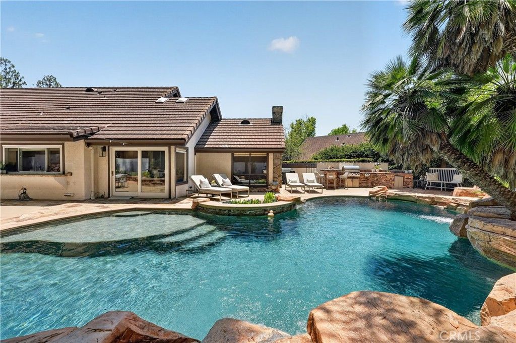 Image 58 of property listing at 1812 Overview Circle, North Tustin, CA 92705
