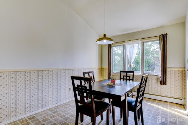533 Ellis Parkway, Piscataway, NJ 08854