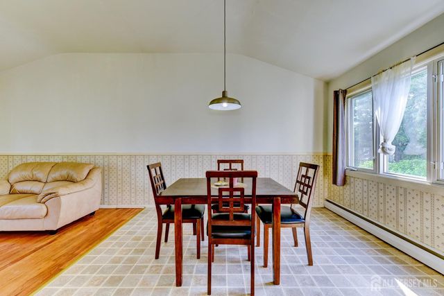 533 Ellis Parkway, Piscataway, NJ 08854