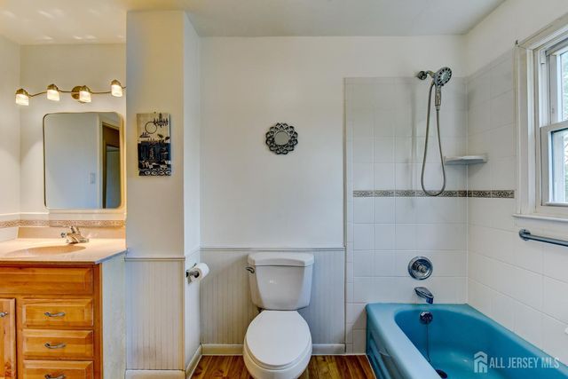 533 Ellis Parkway, Piscataway, NJ 08854