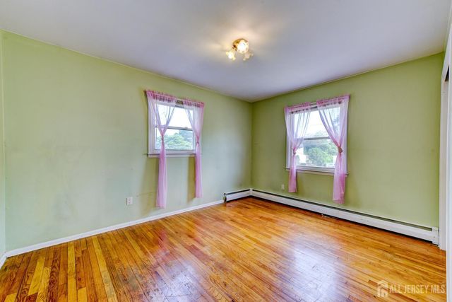 533 Ellis Parkway, Piscataway, NJ 08854