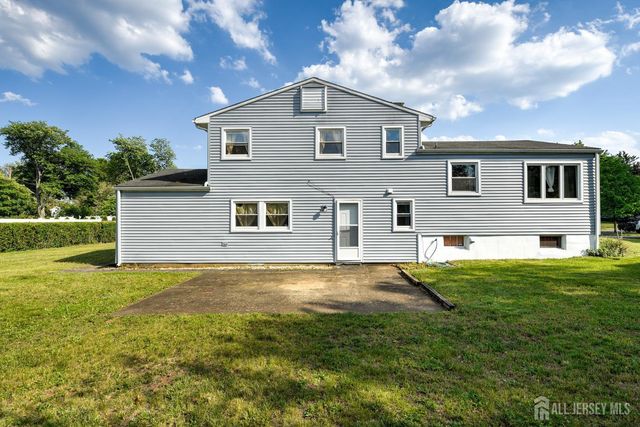 533 Ellis Parkway, Piscataway, NJ 08854