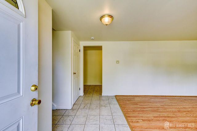 533 Ellis Parkway, Piscataway, NJ 08854