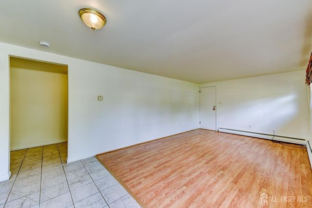 533 Ellis Parkway, Piscataway, NJ 08854