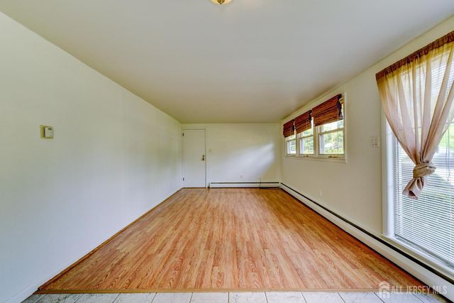 533 Ellis Parkway, Piscataway, NJ 08854