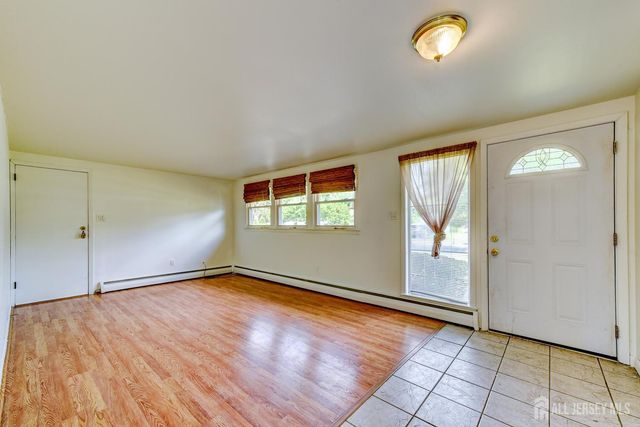 533 Ellis Parkway, Piscataway, NJ 08854