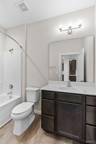 891 Walter Way, Washington, MO 63090