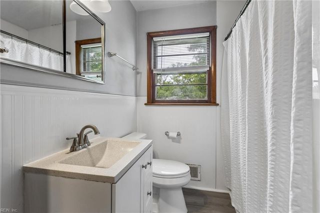 218 Mohican DR, Portsmouth, VA 23701