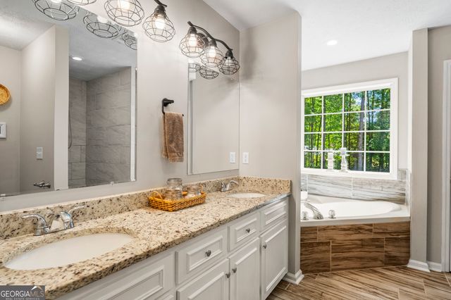 1389 Douglas Drive, Ellerslie, GA 31807