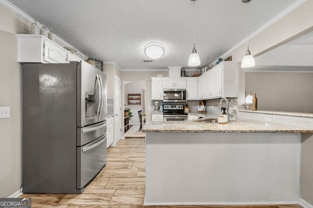 1389 Douglas Drive, Ellerslie, GA 31807