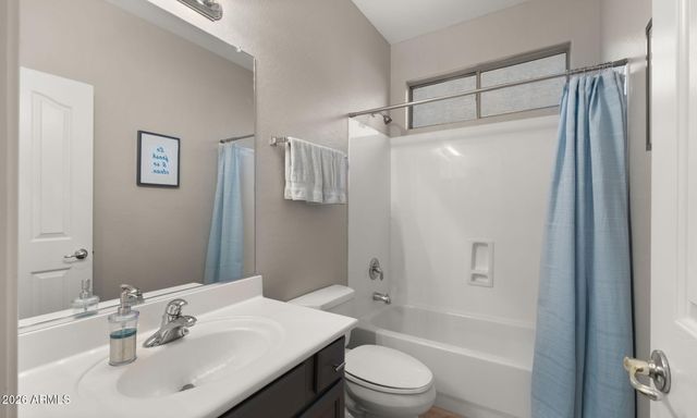 3605 E MEADOWVIEW Drive, Gilbert, AZ 85298