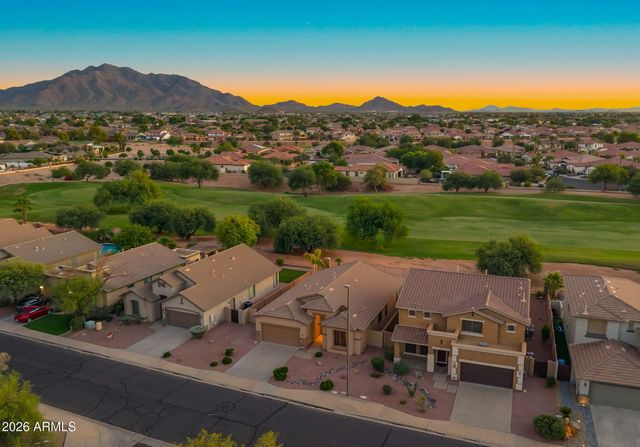 3605 E MEADOWVIEW Drive, Gilbert, AZ 85298