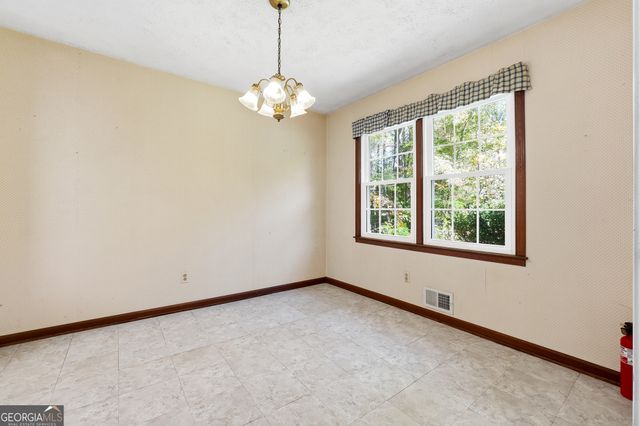 695 Teague Drive NW, Kennesaw, GA 30152