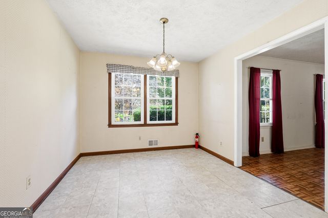 695 Teague Drive NW, Kennesaw, GA 30152