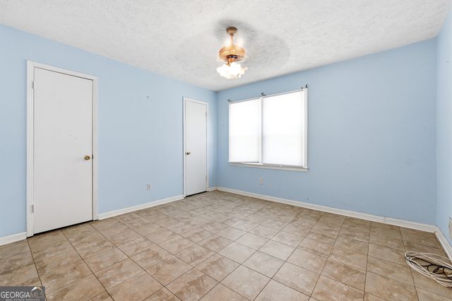 695 Teague Drive NW, Kennesaw, GA 30152