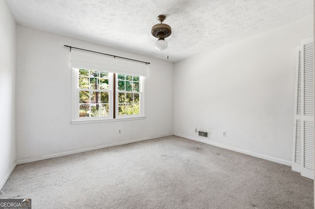 695 Teague Drive NW, Kennesaw, GA 30152