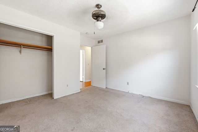 695 Teague Drive NW, Kennesaw, GA 30152