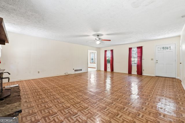 695 Teague Drive NW, Kennesaw, GA 30152