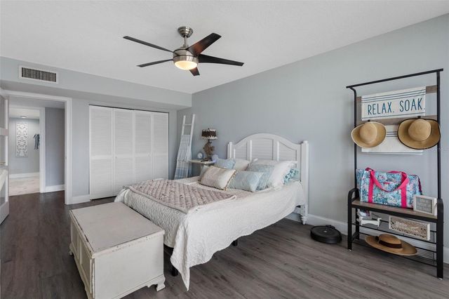 1430 GULF BOULEVARD 807, Clearwater Beach, FL 33767