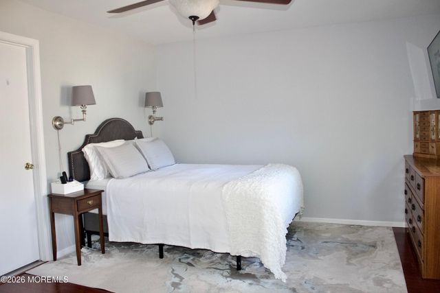 33 Balmoral Court, Matawan, NJ 07747