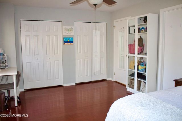 33 Balmoral Court, Matawan, NJ 07747