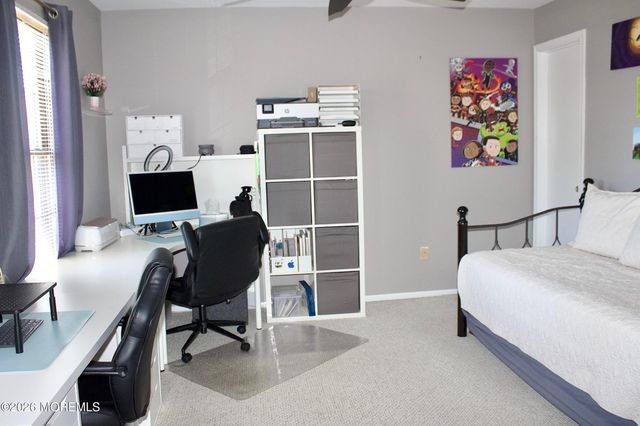 33 Balmoral Court, Matawan, NJ 07747