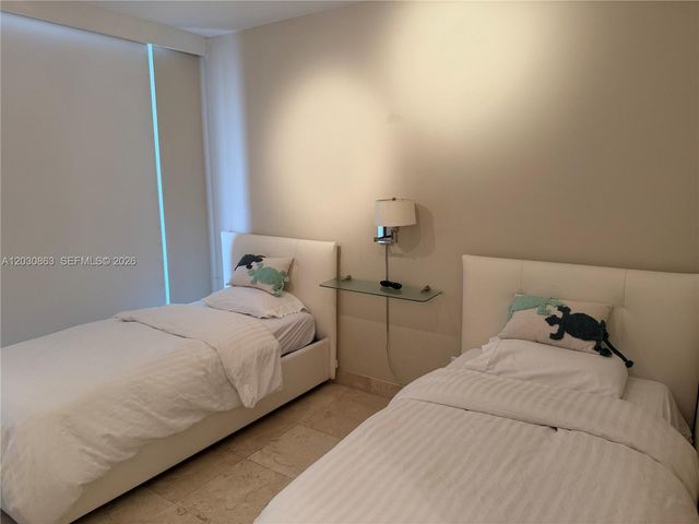 7000 Island Blvd 2403, Aventura, FL 33160