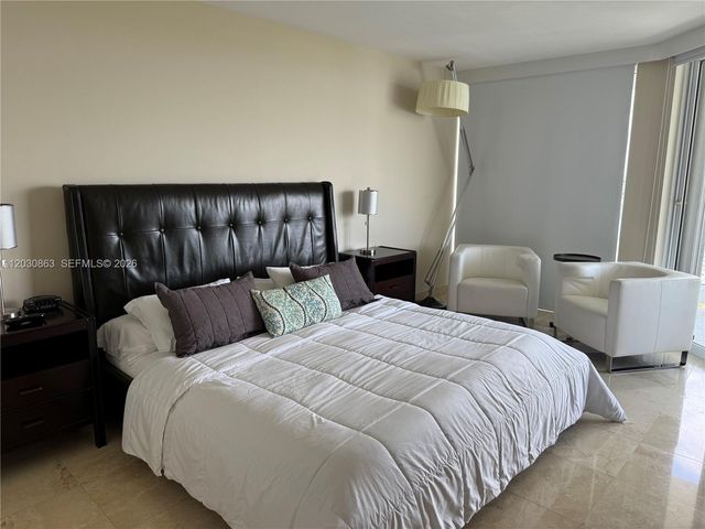 7000 Island Blvd 2403, Aventura, FL 33160