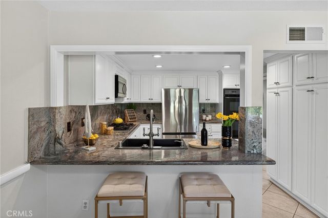 525 Riviera Court, Fullerton, CA 92835