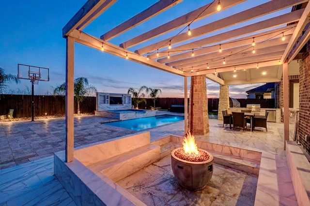 4330 Basin Park Drive, Manvel, TX 77578