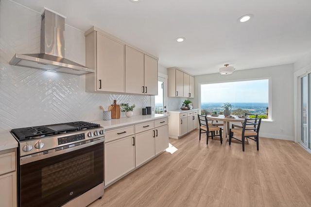 481 Powers Dr, El Dorado Hills, CA 95762