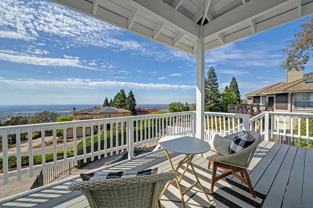 481 Powers Dr, El Dorado Hills, CA 95762