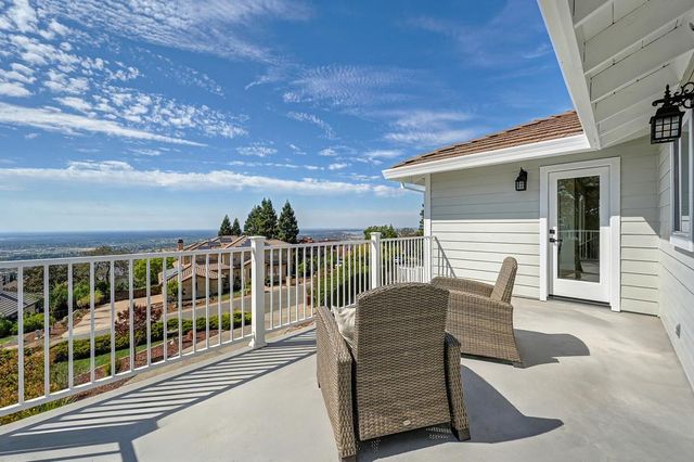 481 Powers Dr, El Dorado Hills, CA 95762