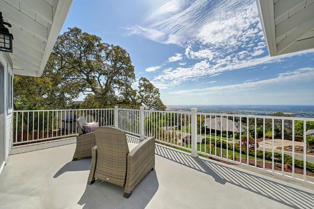 481 Powers Dr, El Dorado Hills, CA 95762