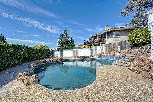 481 Powers Dr, El Dorado Hills, CA 95762