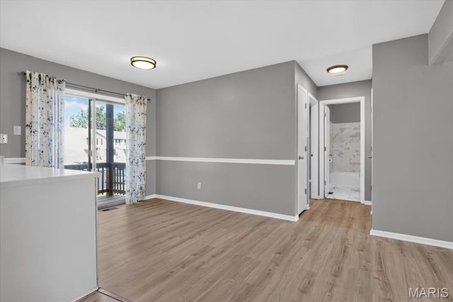 885 Delray Drive H, St Peters, MO 63376