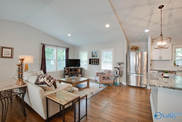 805 Rison Avenue, Huntsville, AL 35801