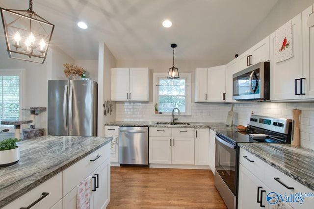 805 Rison Avenue, Huntsville, AL 35801