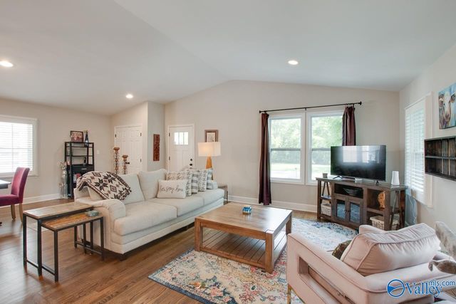 805 Rison Avenue, Huntsville, AL 35801