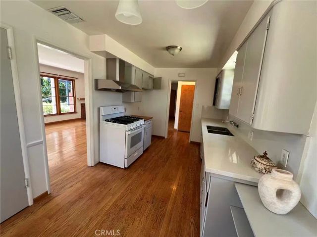9902 Daines, Temple City, CA 91780