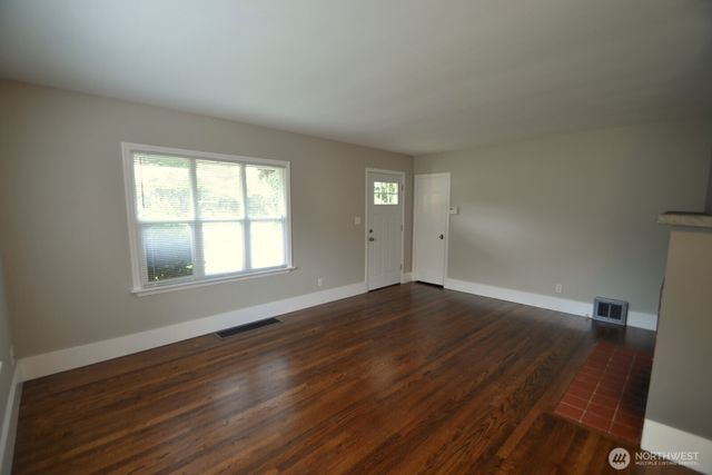 11307 15th Avenue NE, Seattle, WA 98125