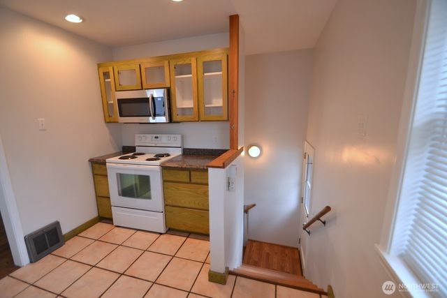 11307 15th Avenue NE, Seattle, WA 98125