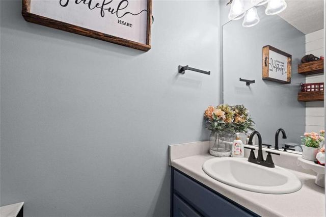 637 Angela Drive, Temple, GA 30179