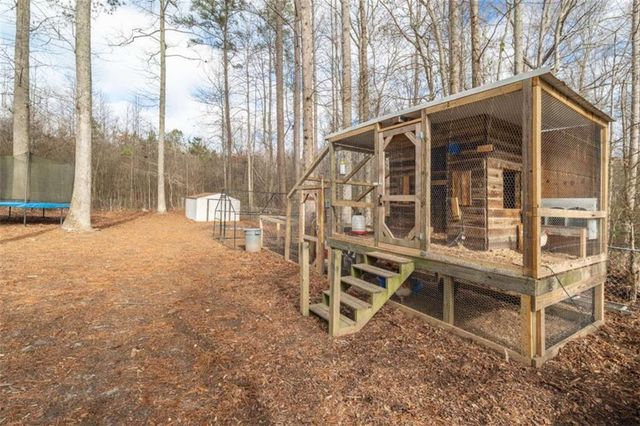 637 Angela Drive, Temple, GA 30179