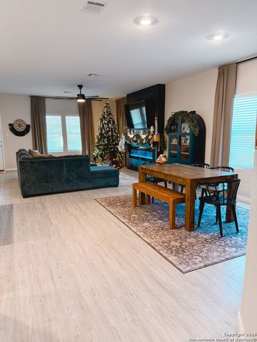 5805 Geronimo, Seguin, TX 78155