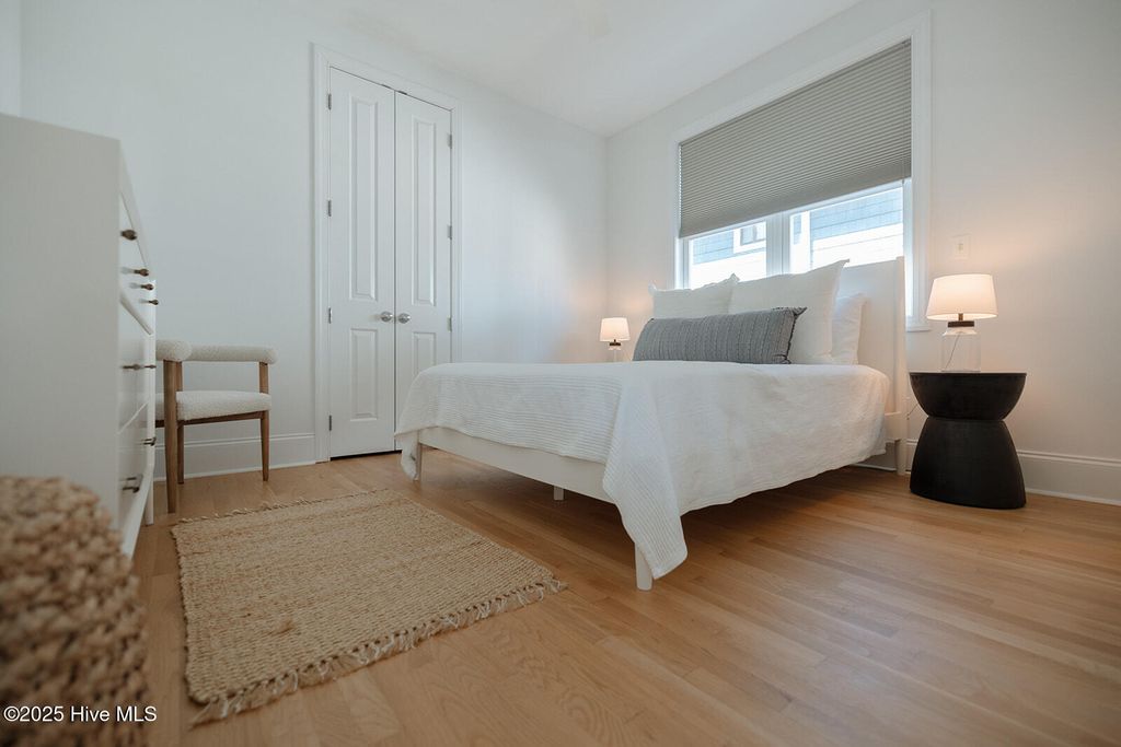 Image 28 of property listing at 16 E Henderson Street Unit A, Wrightsville Beach, NC 28480