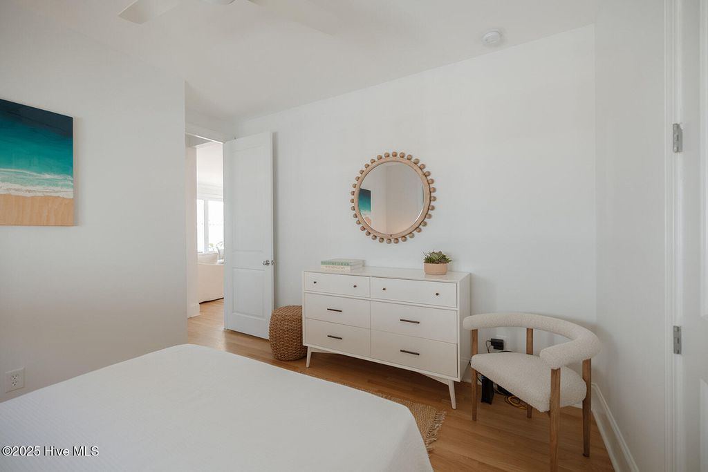 Image 31 of property listing at 16 E Henderson Street Unit A, Wrightsville Beach, NC 28480