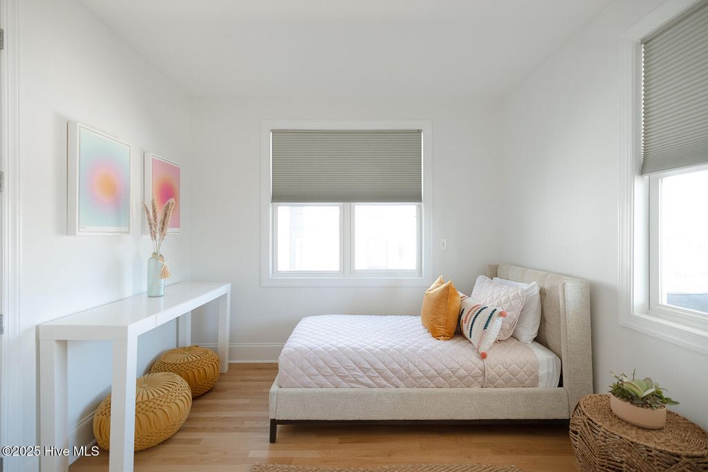 Image 37 of property listing at 16 E Henderson Street Unit A, Wrightsville Beach, NC 28480