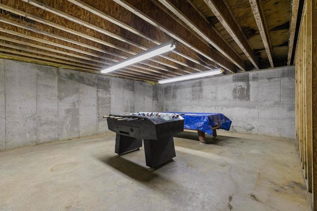 514 E BEACON AVENUE, New London, WI 54961