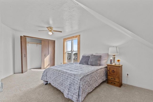 514 E BEACON AVENUE, New London, WI 54961